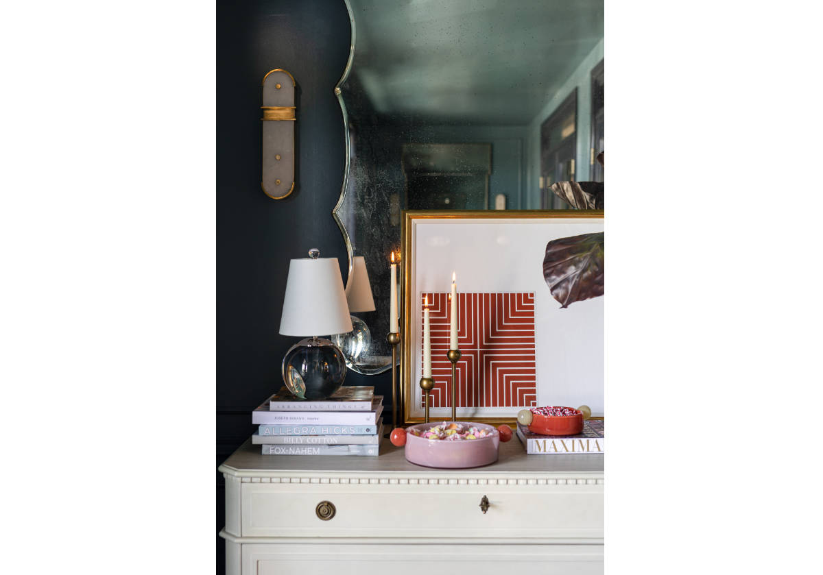 Chandelier Orbe Vintage-Moderne en Laiton avec Base Trompette pour Manteaux de Cheminée et Étagères