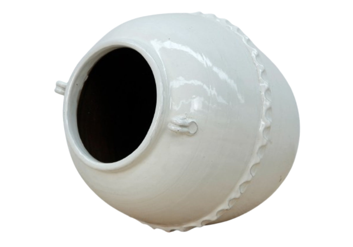 Pot en céramique blanc cassé fait main avec texture délicate en dentelle pour n'importe quelle pièce