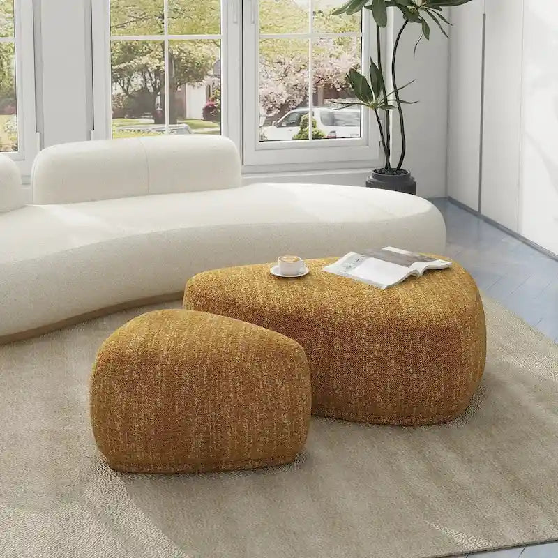 44 Pouf cocktail « triangle arrondi »