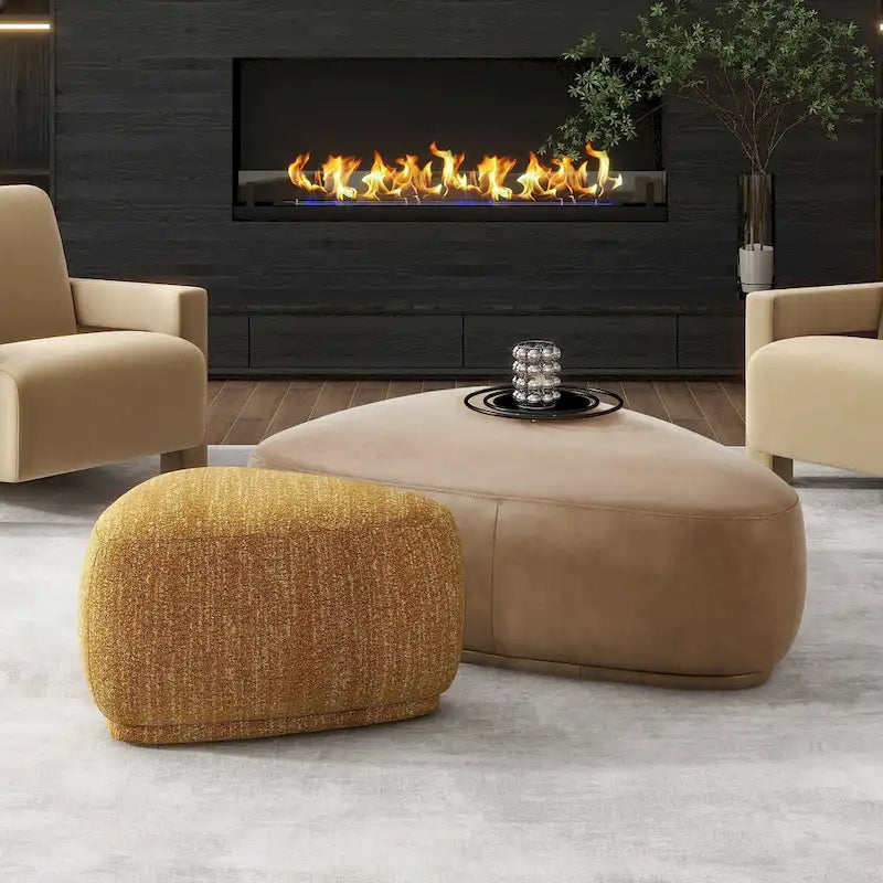 44 Pouf cocktail « triangle arrondi »