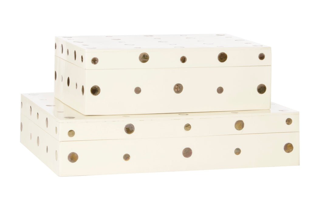 Boîte décorative beige à pois incrustés de laiton, avec forme de vide-poches polyvalent pour toute pièce