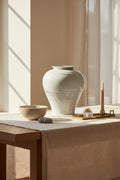 Pot en porcelaine classique avec forme banded et base évasée pour toute pièce