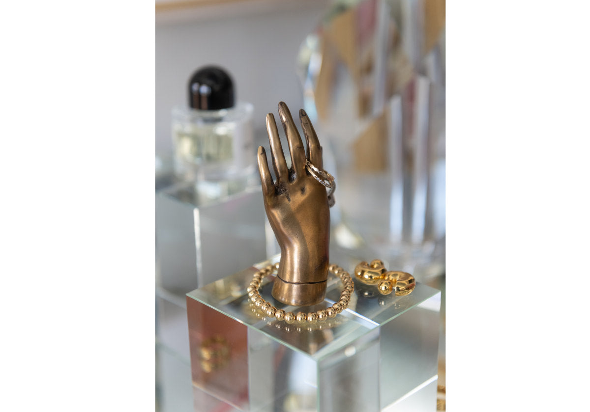 Cube en cristal K1 à facettes avec subtiles touches de coupe pour étagères et table basse