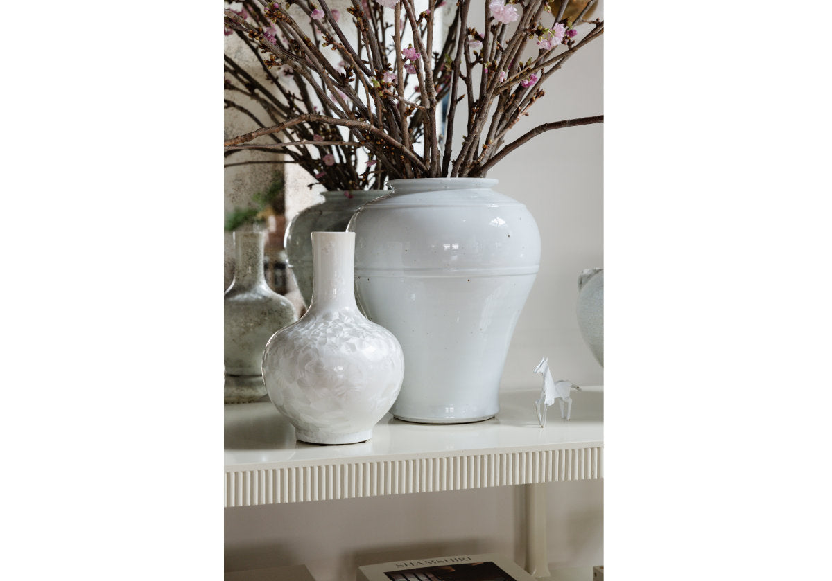 Pot en porcelaine classique avec forme banded et base évasée pour toute pièce