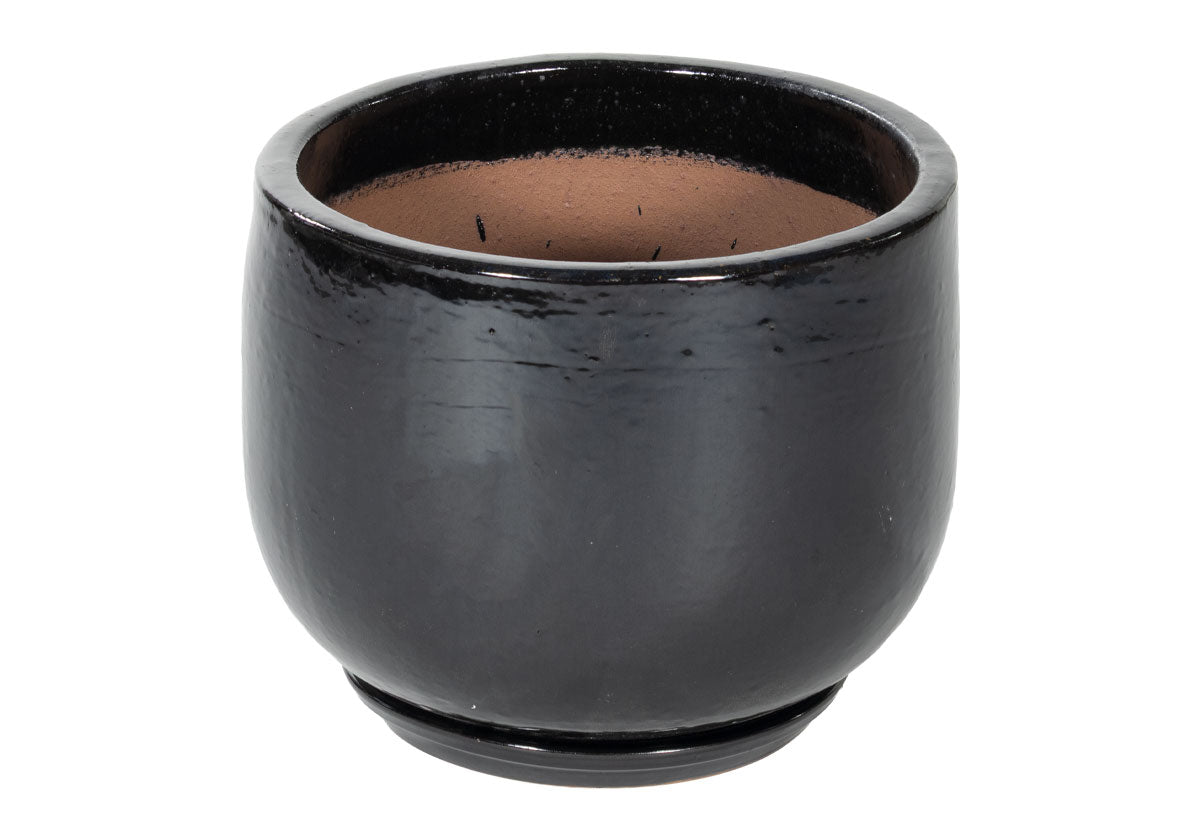 Jardinière en céramique noire émaillée, faite à la main avec détail côtelé pour l l'intérieur et l'extérieur