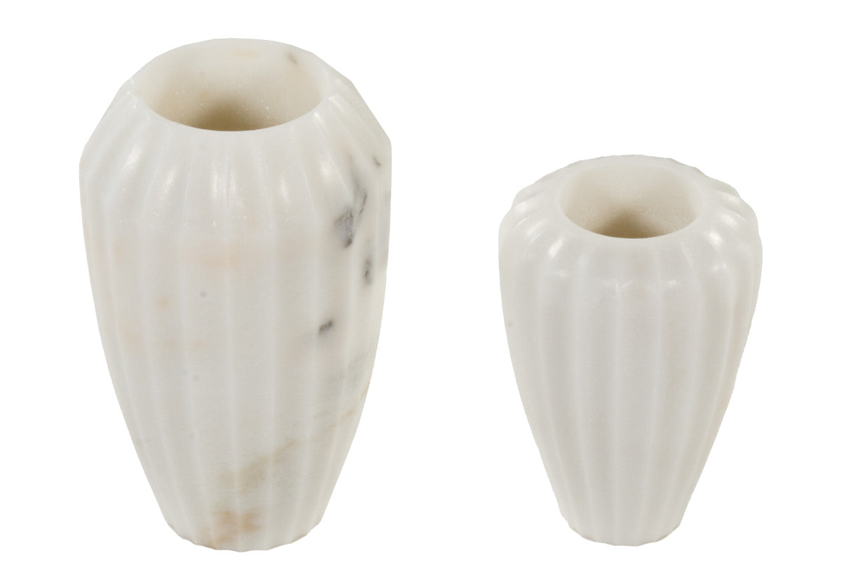 Vase cannelé en marbre blanc avec motif en pierre naturelle pour toutes les pièces