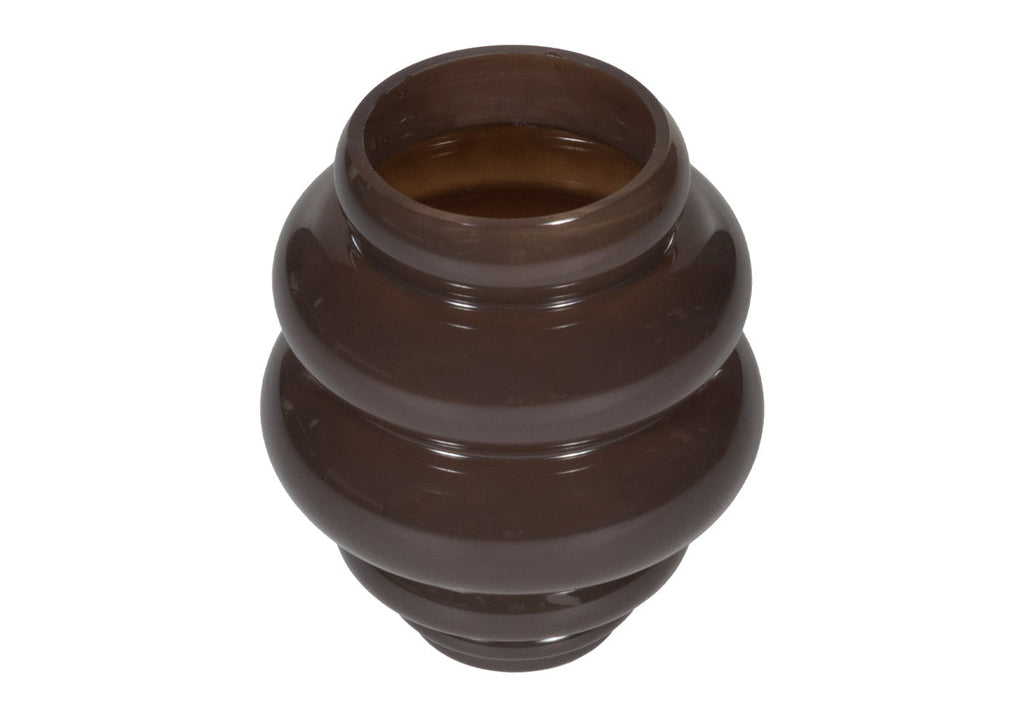 Vase sculptural en verre teinté cacao avec texture à canaux horizontaux pour le salon